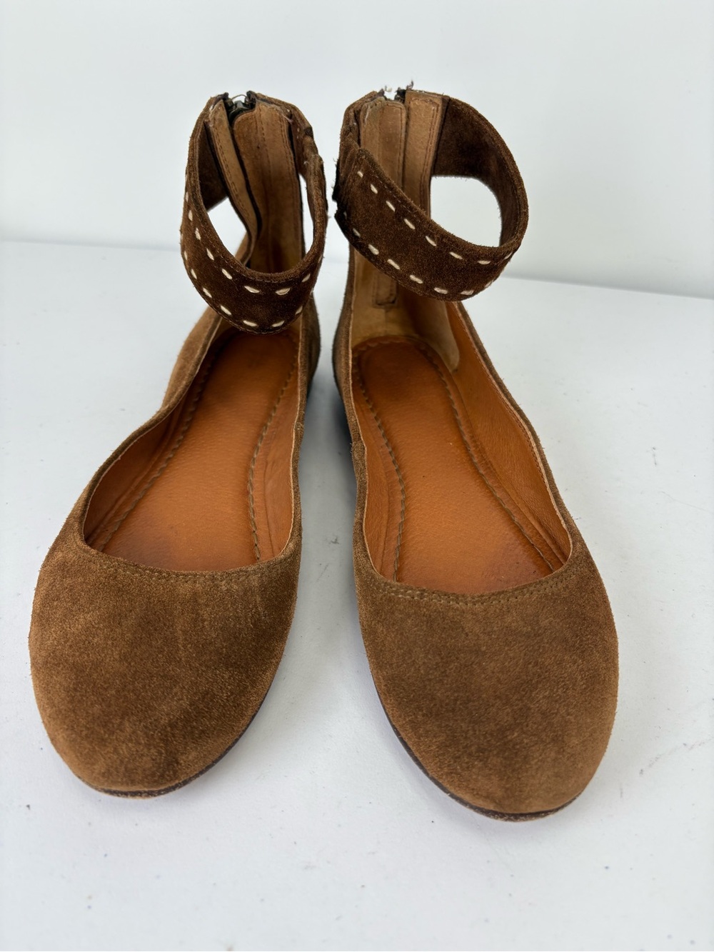 🍎 Frye Brown Suede Ankle-Strap Ballet Flats - Picture 2 of 9